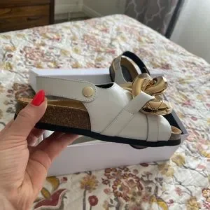 [新品]37 JW ANDERSON LACED FLAT SANDALS 白 JW ANDERSON Fisherman embossed leather sandals | NET-A-PORTER